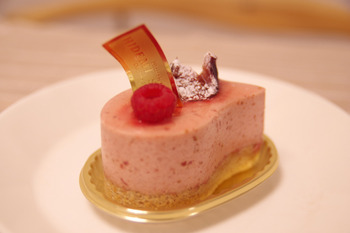 【ごほうびスイーツ】Hidemi Sugino