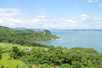 【秋たび・香川デザイン紀行1】豊島美術館