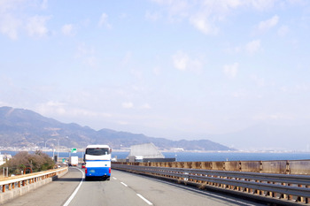 ただ今、配達中。