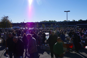 【北欧だより＋】みんなの蚤の市