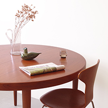 Schou Andersen / Round dining table in teak