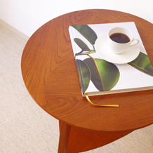 Side table in teak