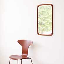 Medium mirror in teak