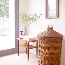 Laundry basket with handle&lid