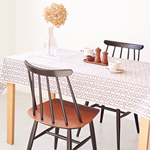 Alvar Aalto / Artek table 80A (white)