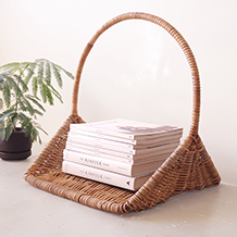Basket with handle (Magazine rack)