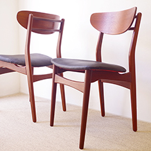 【張替代込】Set of 2 sculptural dining chairs