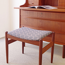 Stool in teak (mina perhonen)