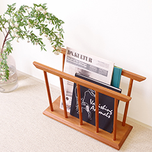 Magazine rack in teak and pine