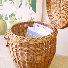 Sewing basket with handle&lid