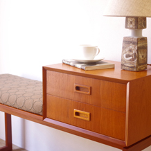 Telephone bench in teak
