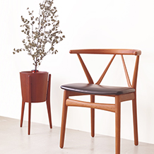 Flowerpot cover in solid teak