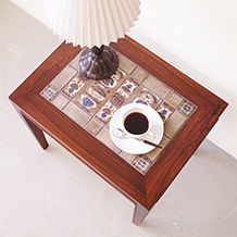 RoyalCopenhagen / Tile top table BACA in rosewood