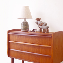 Small chest in teak