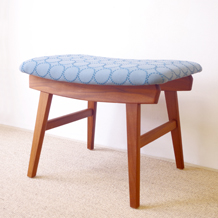 Stool in teak (mina perhonen)