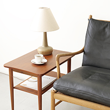 Coffee table in teak