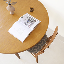 Schou Andersen / Round dining table in oak