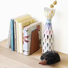 Johannesen / Hedgehog lint brush in teak