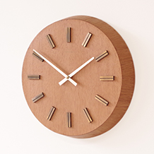 Junghans / Wall clock in oak