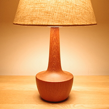 Table lamp in solid teak