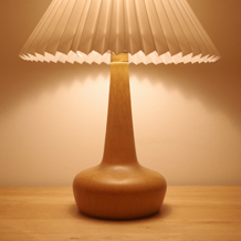 Palshus / Table lamp
