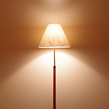 Floor lamp in solid teak
