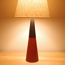 Voss Belysning / Table lamp in solid teak