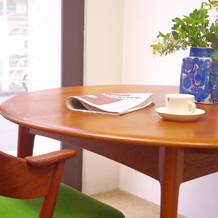 Elsteds Mobelfabrik / Round dining table