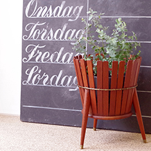 Flowerpot cover in teak