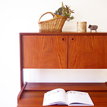 Bureau with mirror in teak