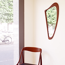 Johansens Spejle/Medium streamlined mirror in teak