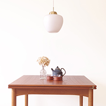 Pendant in glass&brass (white)