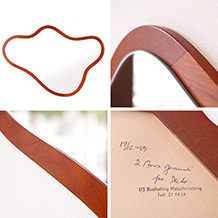Cloud-shaped mirror in teak