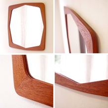 Medium mirror