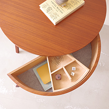 Round sewing table in teak