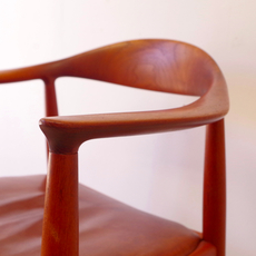 ハンス.J. ウェグナー『The Chair』JH503をアップしました