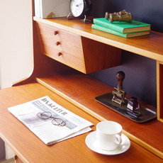 Nils Jonsson / Bookshelf with cabinet をアップしました