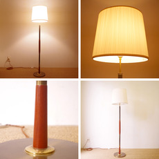 Floor lamp with Telescopic in teak & brassをアップしました