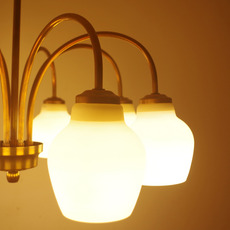 Fog&Morup / Chandelier with 8 opaline glass shadesをアップしました