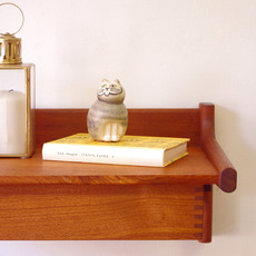 Borge Mogensen / Wall shelf with drawerをアップしました