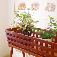 Flower planter in teakをアップしました