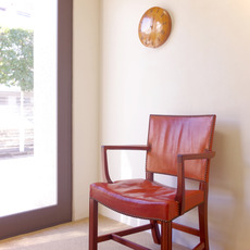 Wall clock in mahogany をアップしました