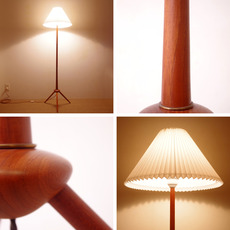 Tripod floor lamp in teak をアップしました