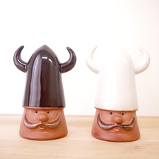 Viking salt & pepper と ARABIA / Kartano  をアップしました