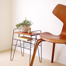 Side table をアップしました