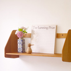 Hans J.Wegner / Wall shelf in oak をアップしました