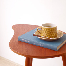 Drop shaped table in teak をアップしました