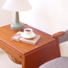 Johannes Andersen / Sewing table with leaf をアップしました