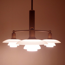 Poul Henningsen   PH2/1 -Stammekrone- をアップしました