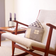 Soren Georg Jensen / Rocking chair in solid teak をアップしました